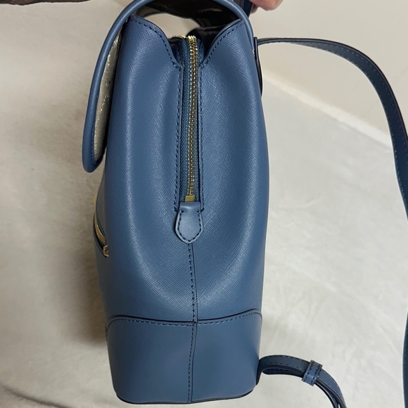 Michael Michael Kors
NEW HARRISON MEDIUM SAFFIANO LEATHER BACKPACK MSRP 358 - Picture 4 of 16